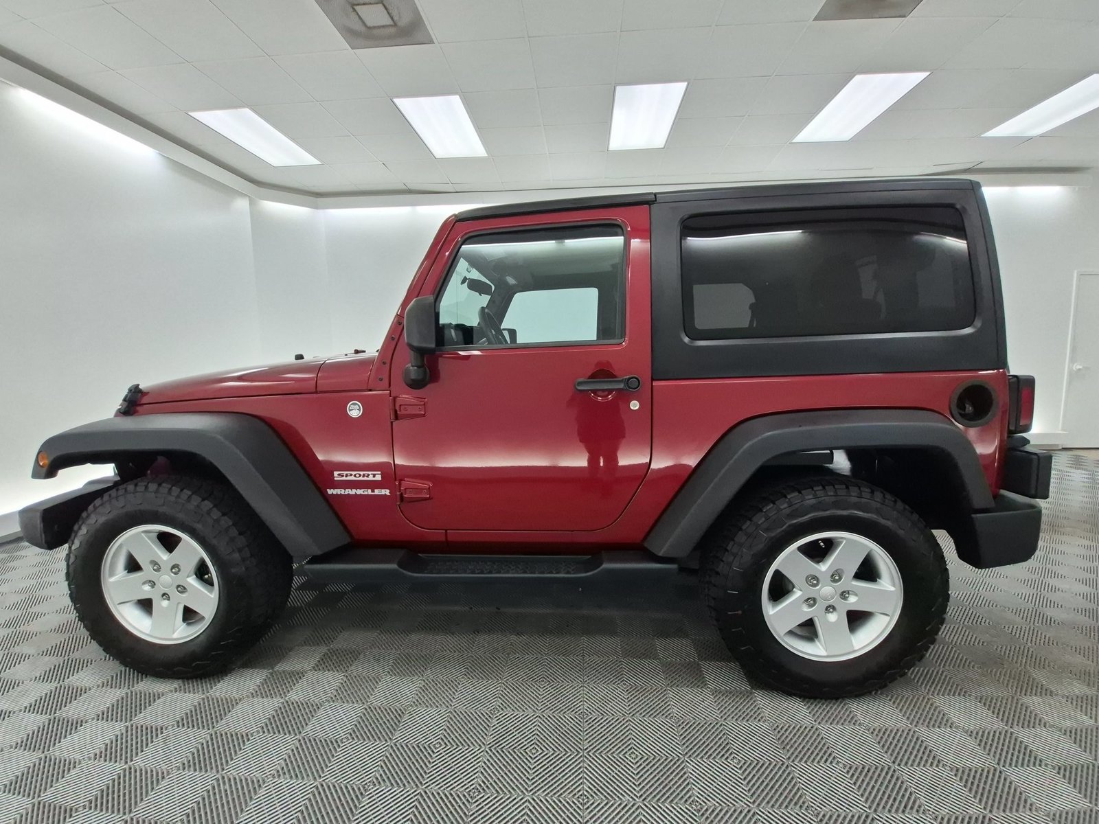 Used 2012 Jeep Wrangler Sport AWD/4WD image 2