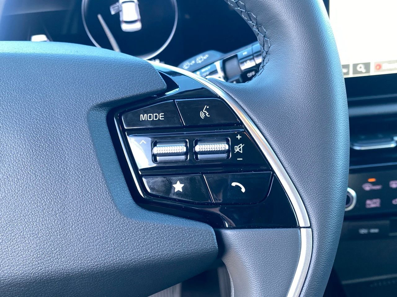 New 2026 Kia Niro Wind FWD image 15