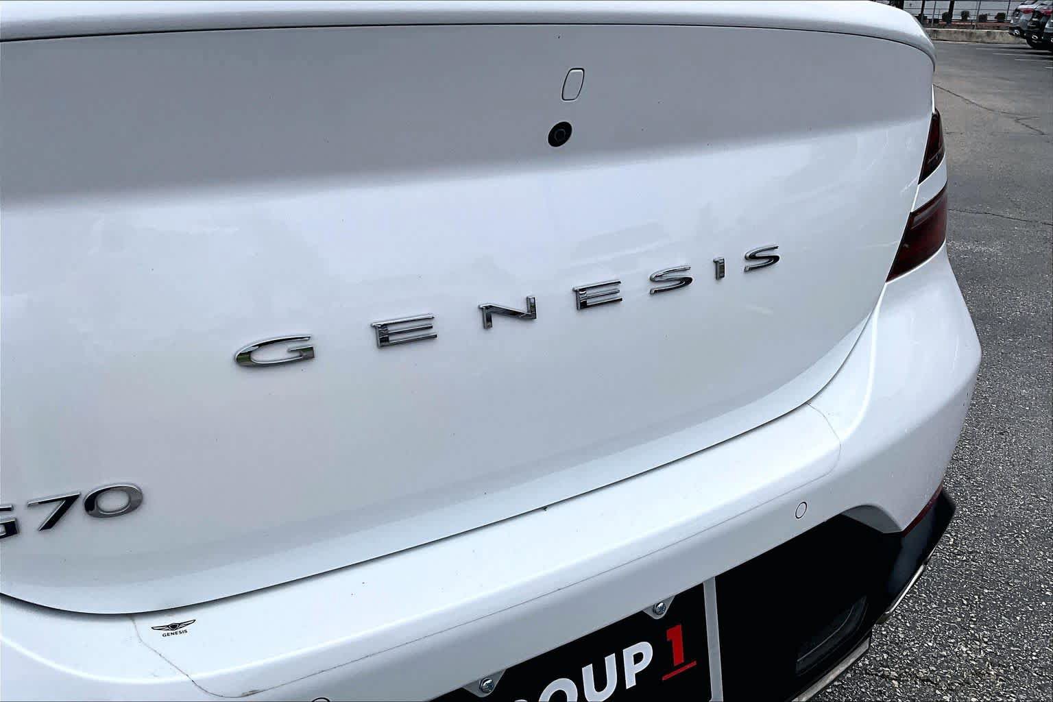 Used 2023 Genesis G70 2.0T w/ Sport Prestige Package RWD image 31