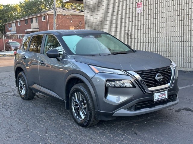 Certified 2023 Nissan Rogue S image 3