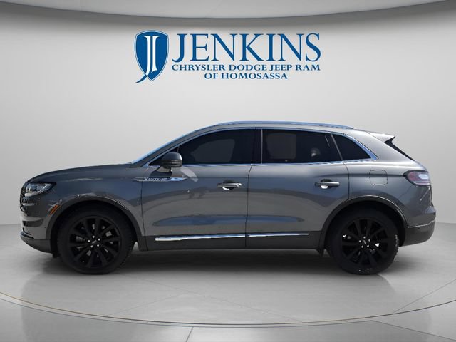 Used 2022 Lincoln Nautilus Reserve w/ Equipment Group 201A FWD image 9