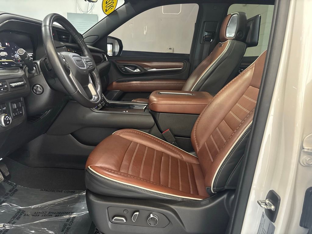 Used 2023 GMC Yukon XL Denali Ultimate image 33