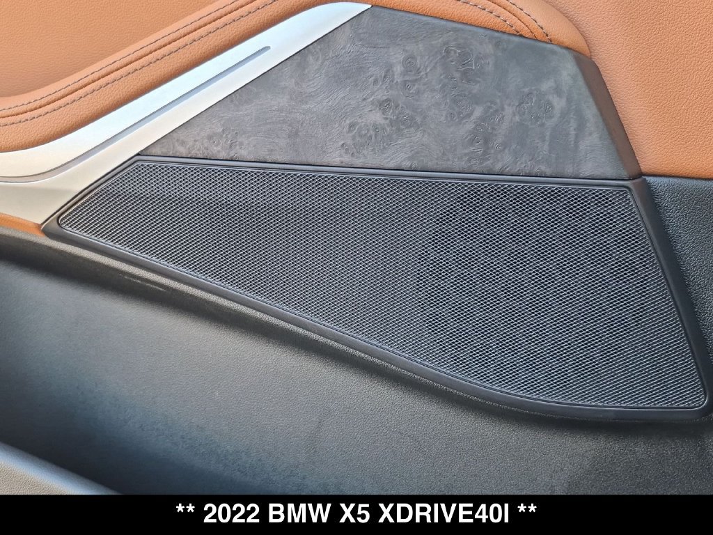 Used 2022 BMW X5 xDrive40i w/ Premium Package AWD/4WD image 29