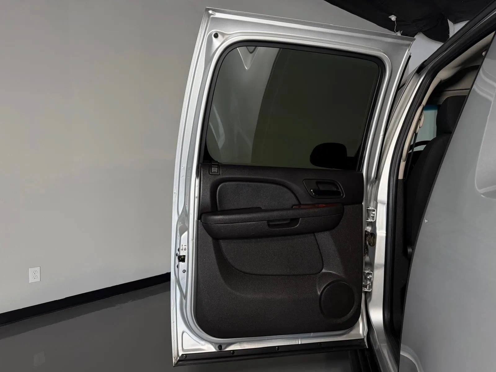 Used 2012 Chevrolet Avalanche LS w/ All-Star Edition RWD image 11