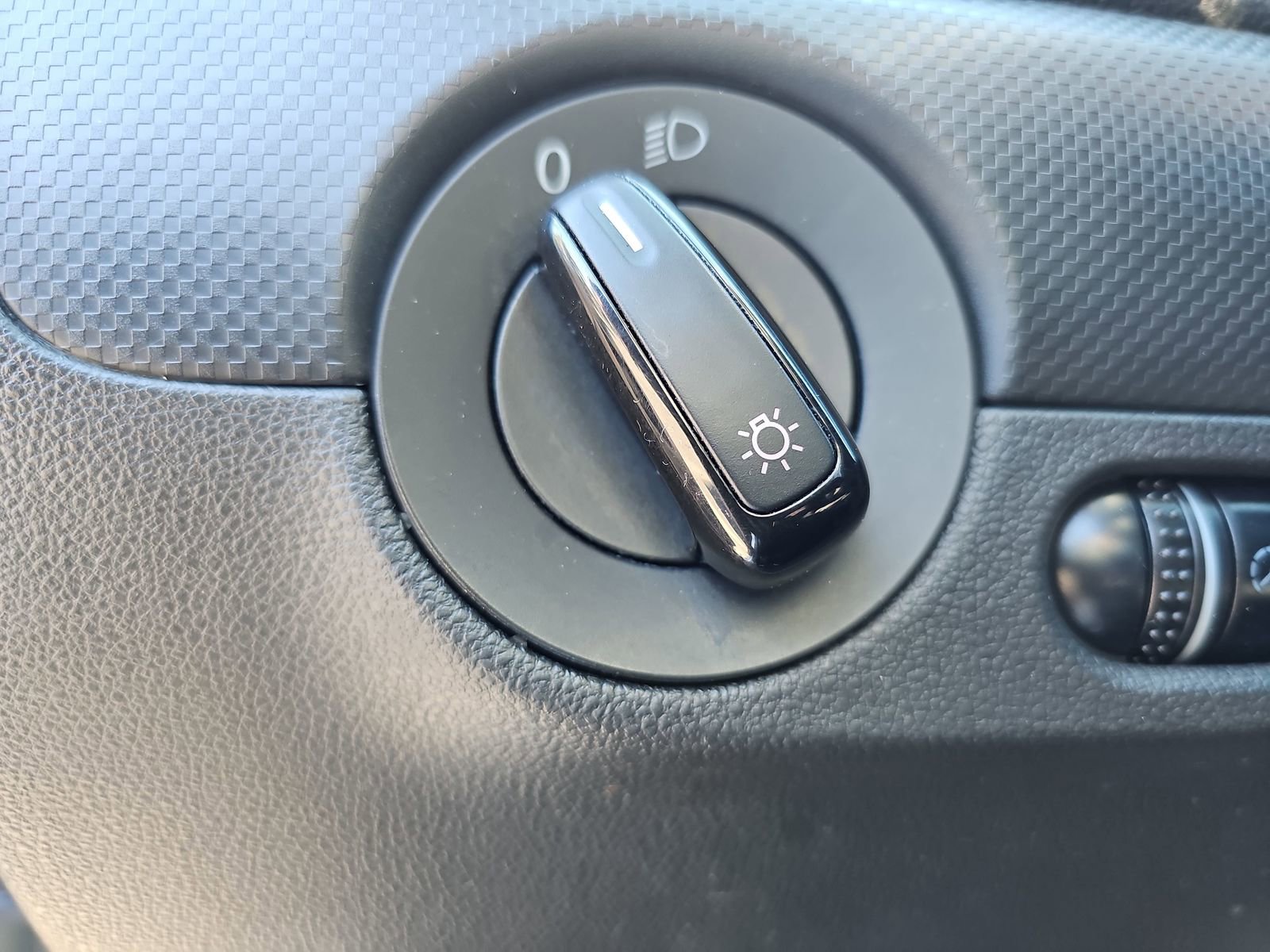 Used 2015 Volkswagen Jetta S image 23