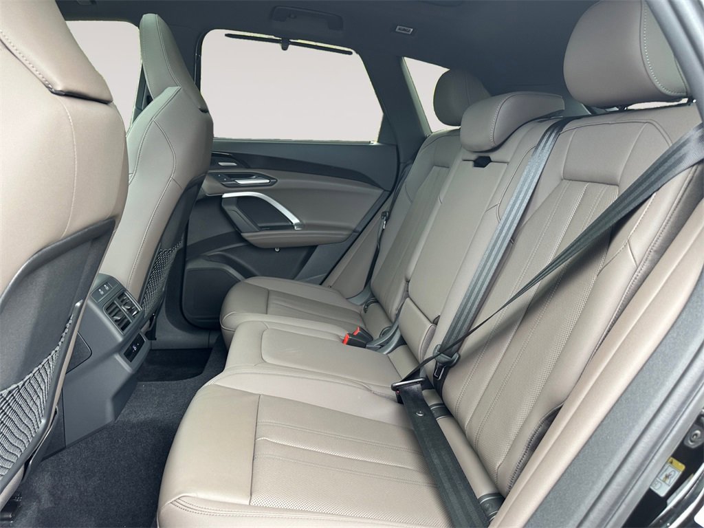 New 2025 Audi Q5 2.0T Premium Plus image 13