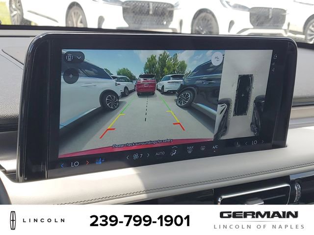 New 2025 Lincoln Aviator AWD w/ Equipment Group 101A image 24