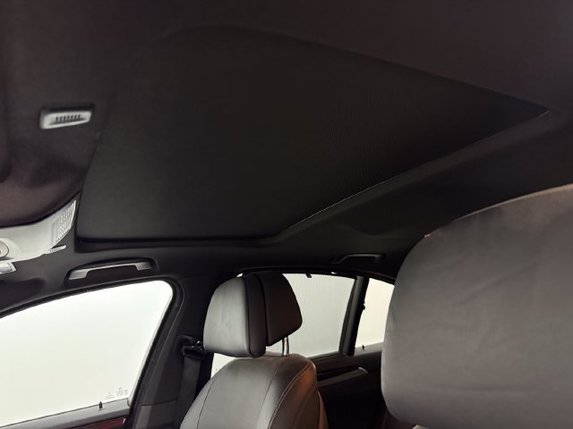 Used 2016 BMW 550i Sedan RWD image 9