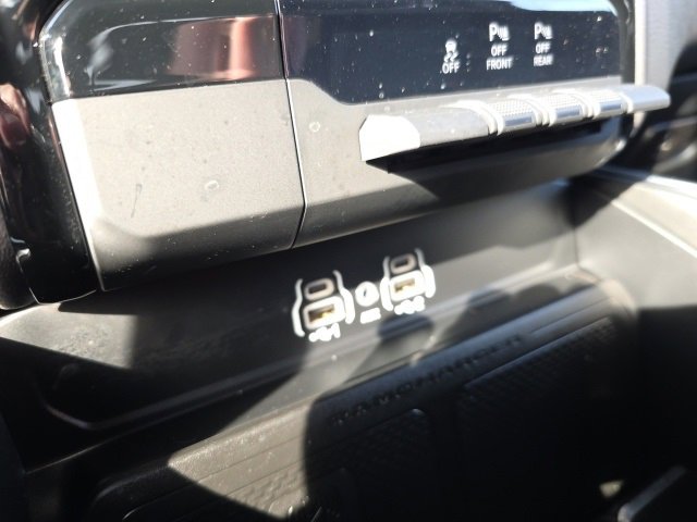 Used 2025 RAM 1500 Big Horn image 35