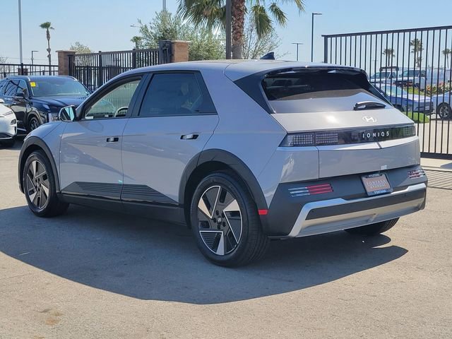 New 2026 Hyundai Ioniq 5 SE RWD image 3