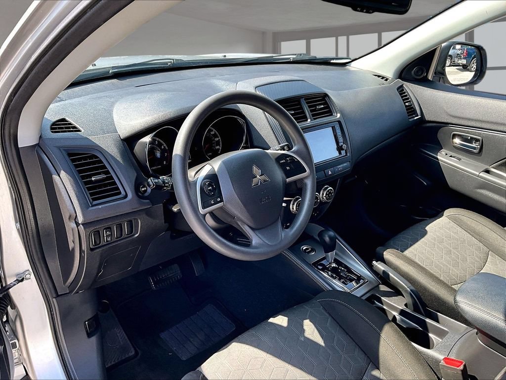 Used 2022 Mitsubishi Outlander Sport ES AWD/4WD image 13