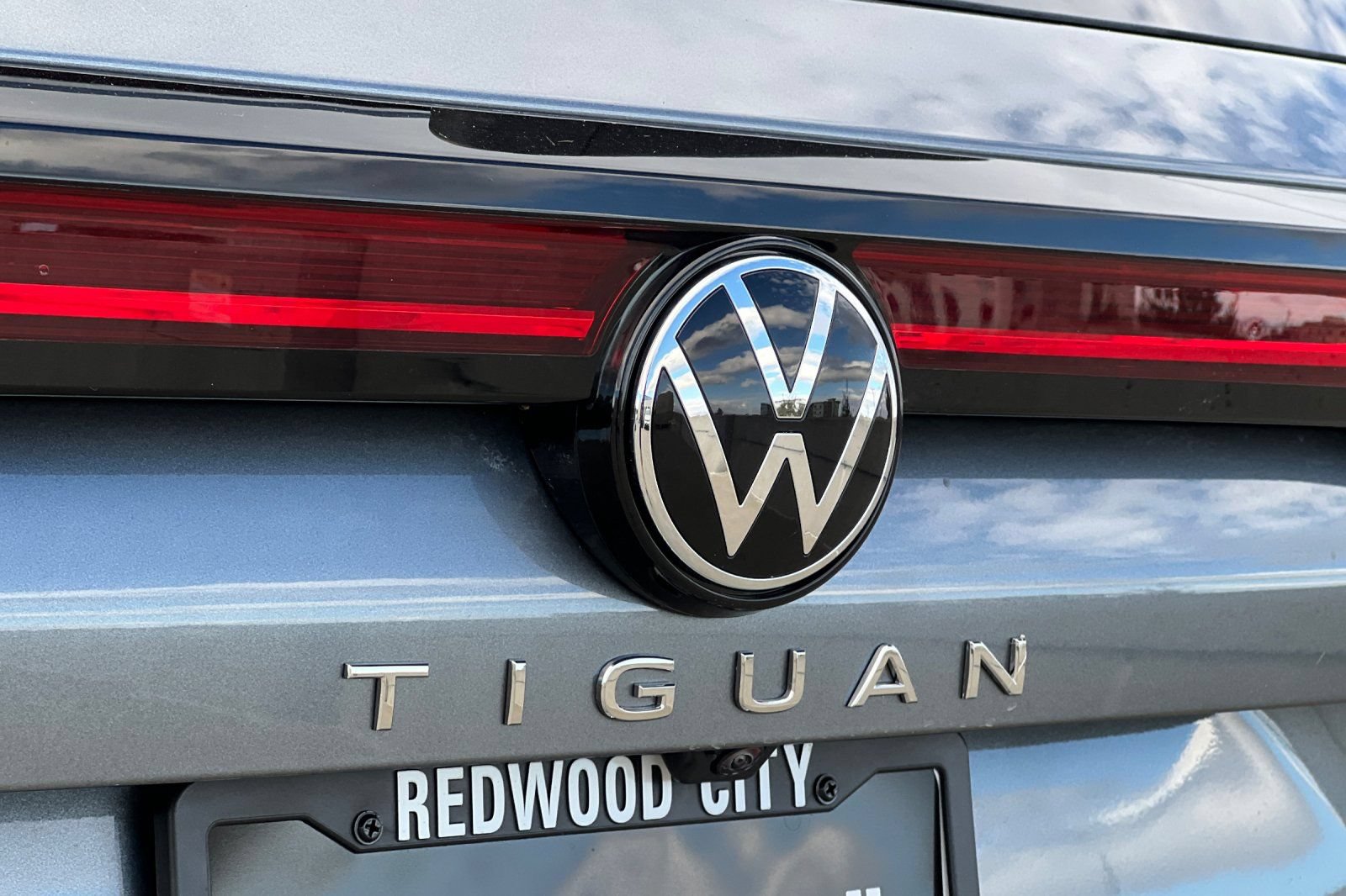 New 2026 Volkswagen Tiguan SE AWD/4WD image 26