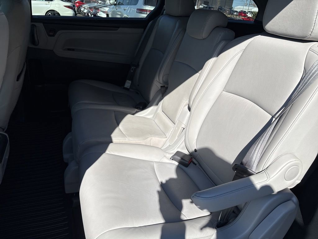 Used 2023 Honda Odyssey EX-L image 19