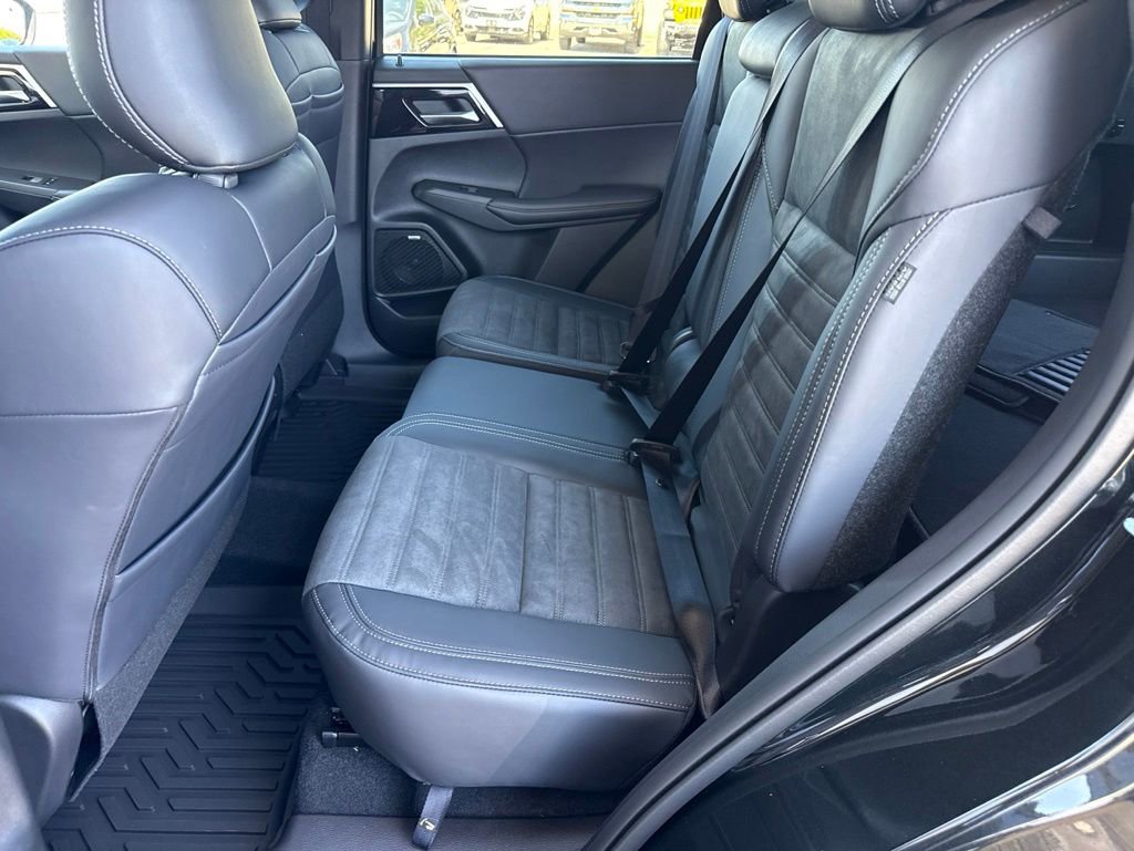 New 2026 Mitsubishi Outlander LE FWD image 26