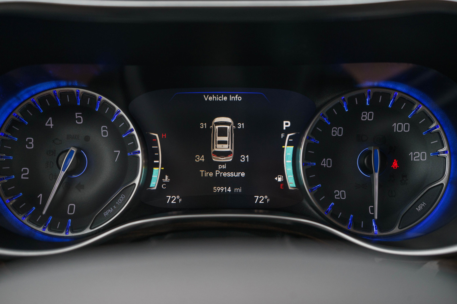Used 2023 Chrysler Pacifica Limited FWD image 11