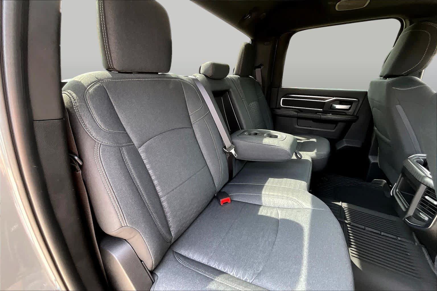 New 2027 RAM 3500 Big Horn AWD/4WD image 22