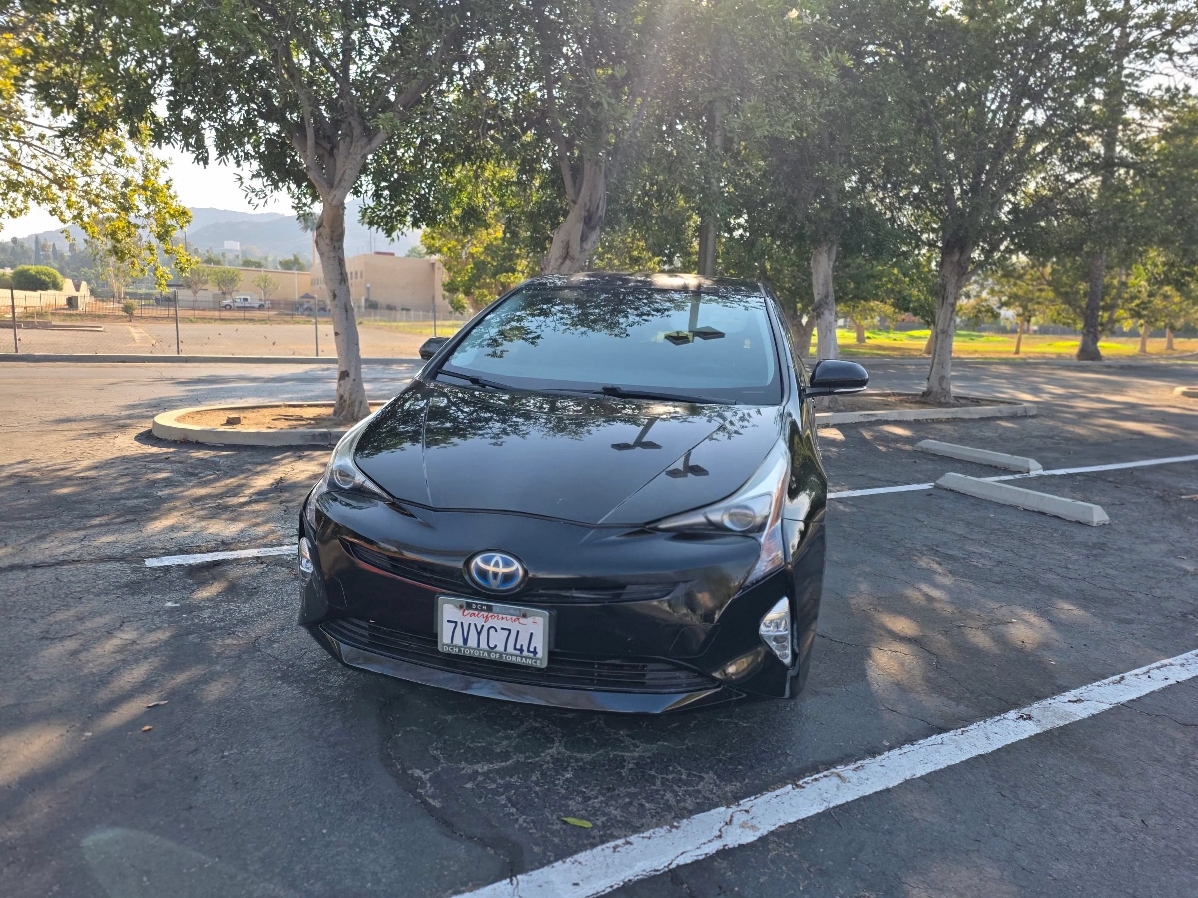 Used 2016 Toyota Prius Four Touring FWD image 3