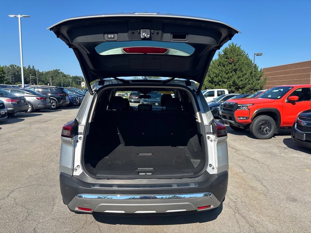 Certified 2023 Nissan Rogue Platinum w/ Platinum Premium Package AWD/4WD image 7