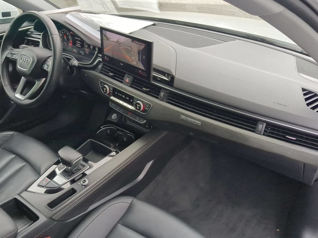 Used 2021 Audi A4 2.0T allroad Premium Plus w/ Premium Plus Package AWD/4WD image 32