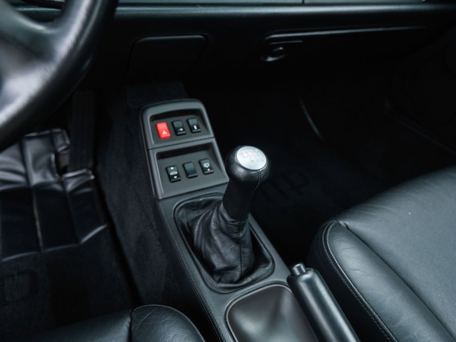 Used 1996 Porsche 911 Turbo image 18