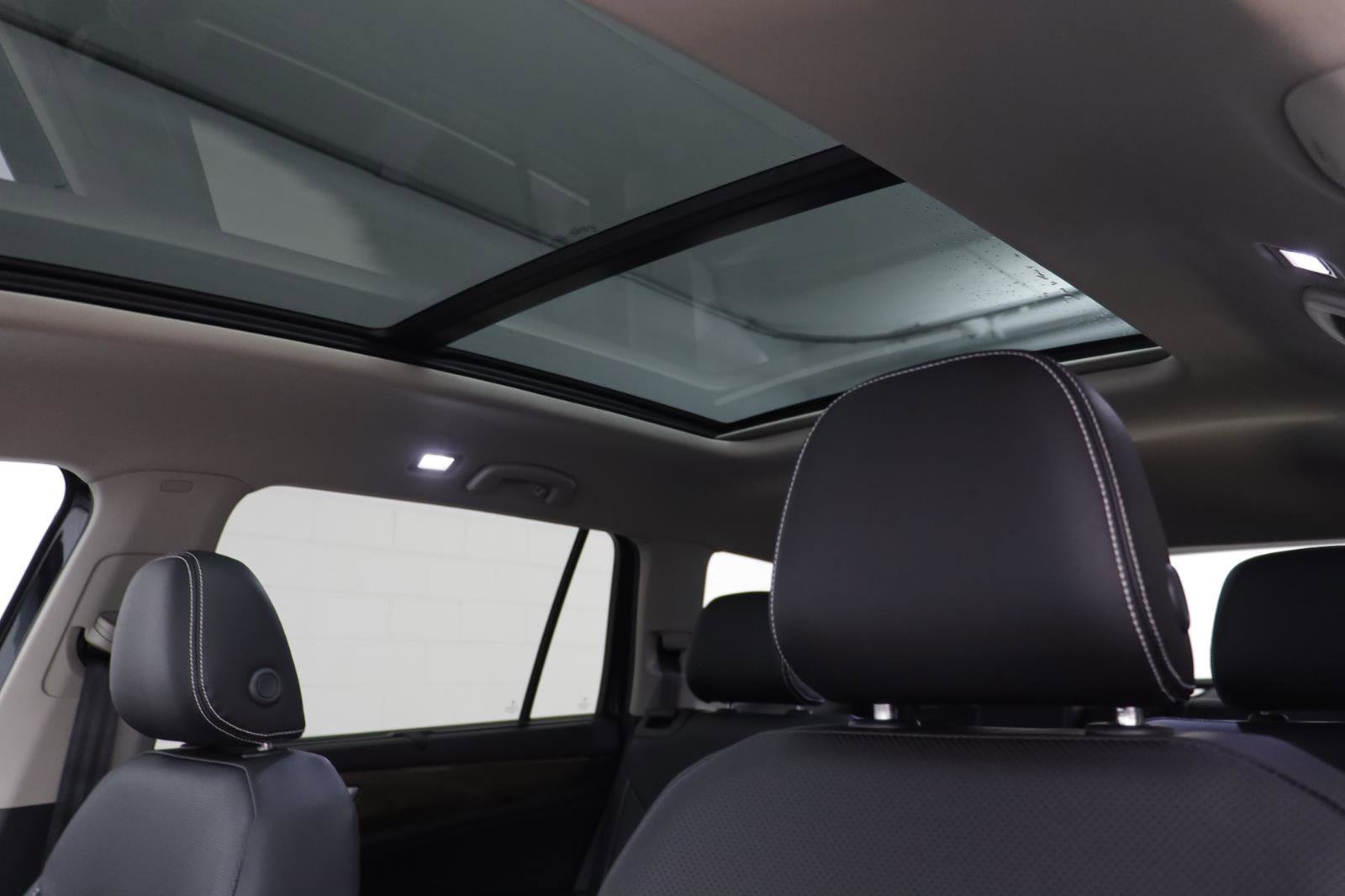 New 2026 Volkswagen Atlas SE image 11