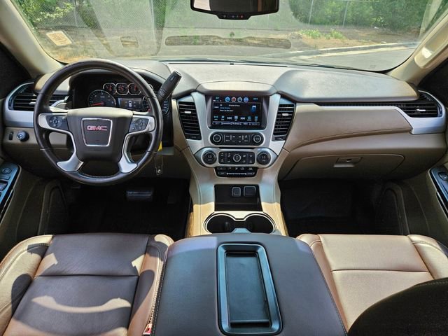 Used 2017 GMC Yukon XL SLE w/ SLE Value Package RWD image 13