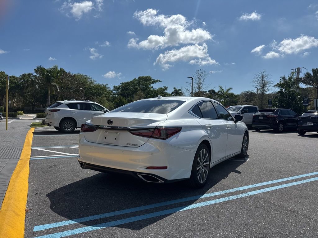 Used 2021 Lexus ES 350 w/ Premium Package image 5