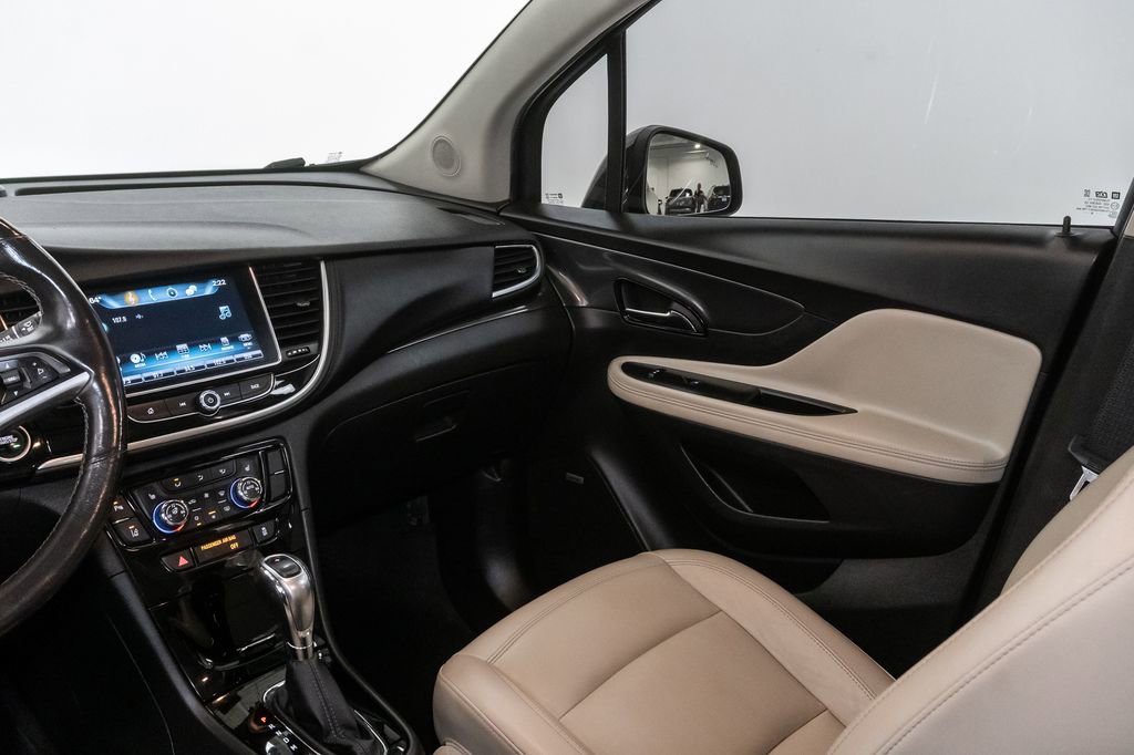 Used 2018 Buick Encore Premium w/ Experience Buick Package FWD image 15