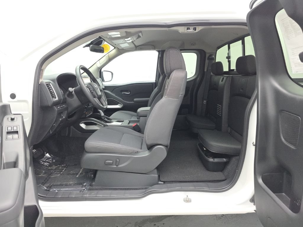 Used 2024 Nissan Frontier SV w/ SV Convenience Package AWD/4WD image 41