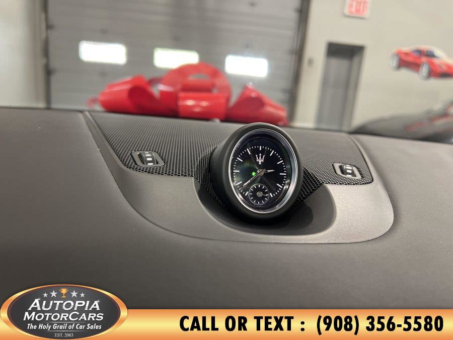 Used 2018 Maserati Levante S GranLusso AWD/4WD image 30