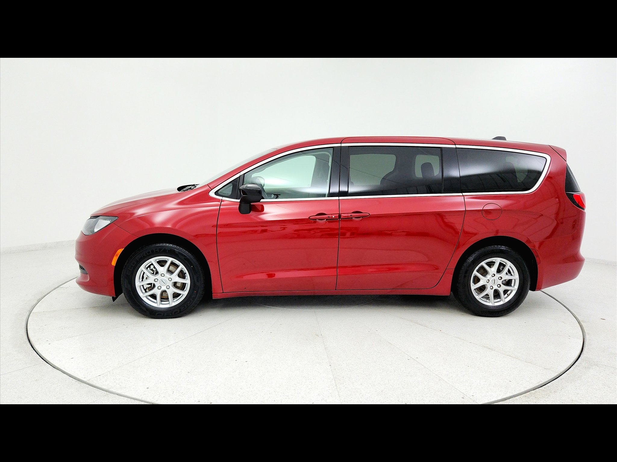 Used 2024 Chrysler Voyager LX