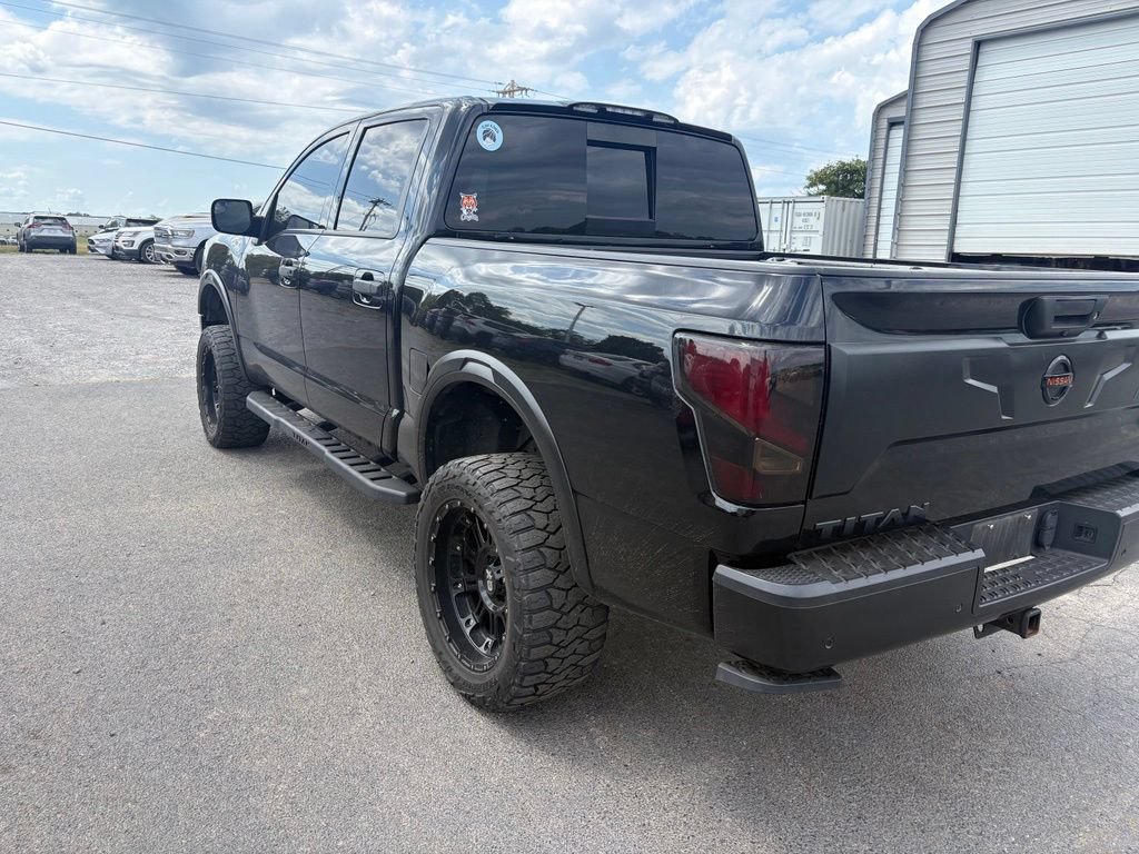 Used 2020 Nissan Titan PRO-4X w/ Pro-4x Convenience Package AWD/4WD image 7