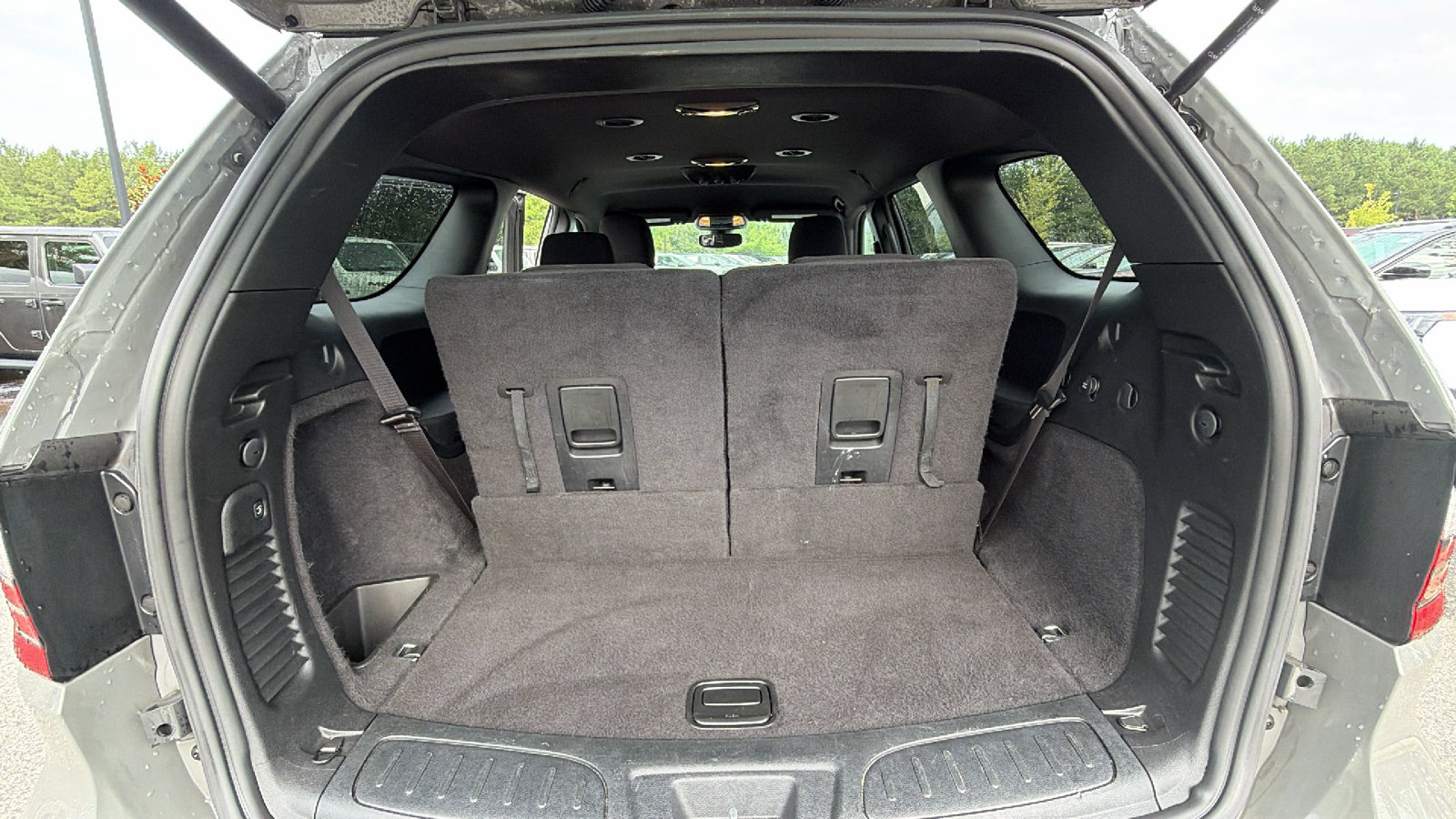 Used 2025 Dodge Durango GT AWD/4WD image 13