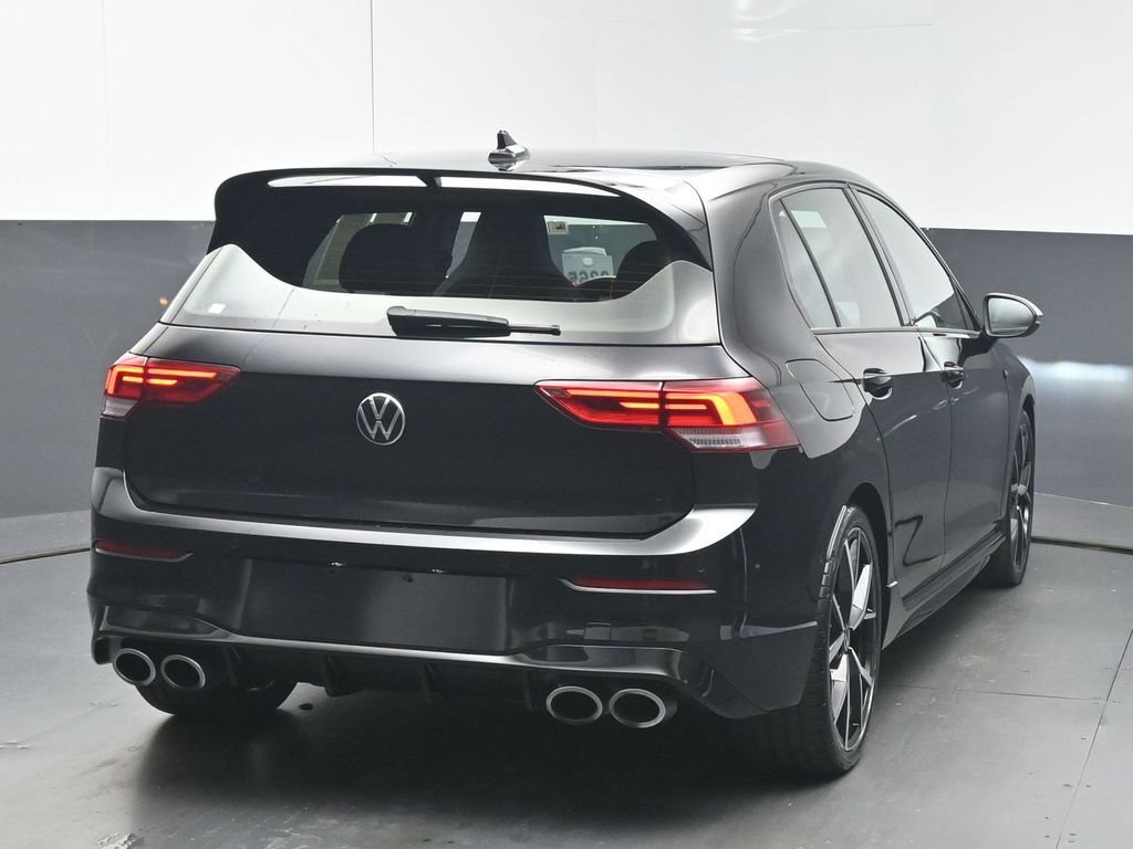 Used 2024 Volkswagen Golf R image 7