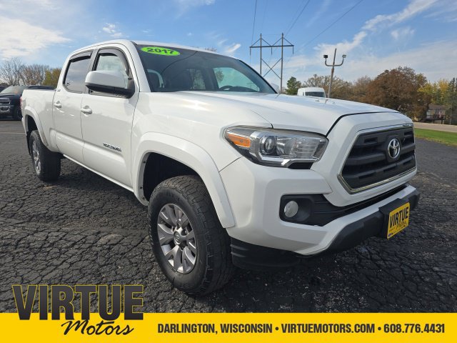 Used 2017 Toyota Tacoma SR5 w/ Tow Package AWD/4WD image 1