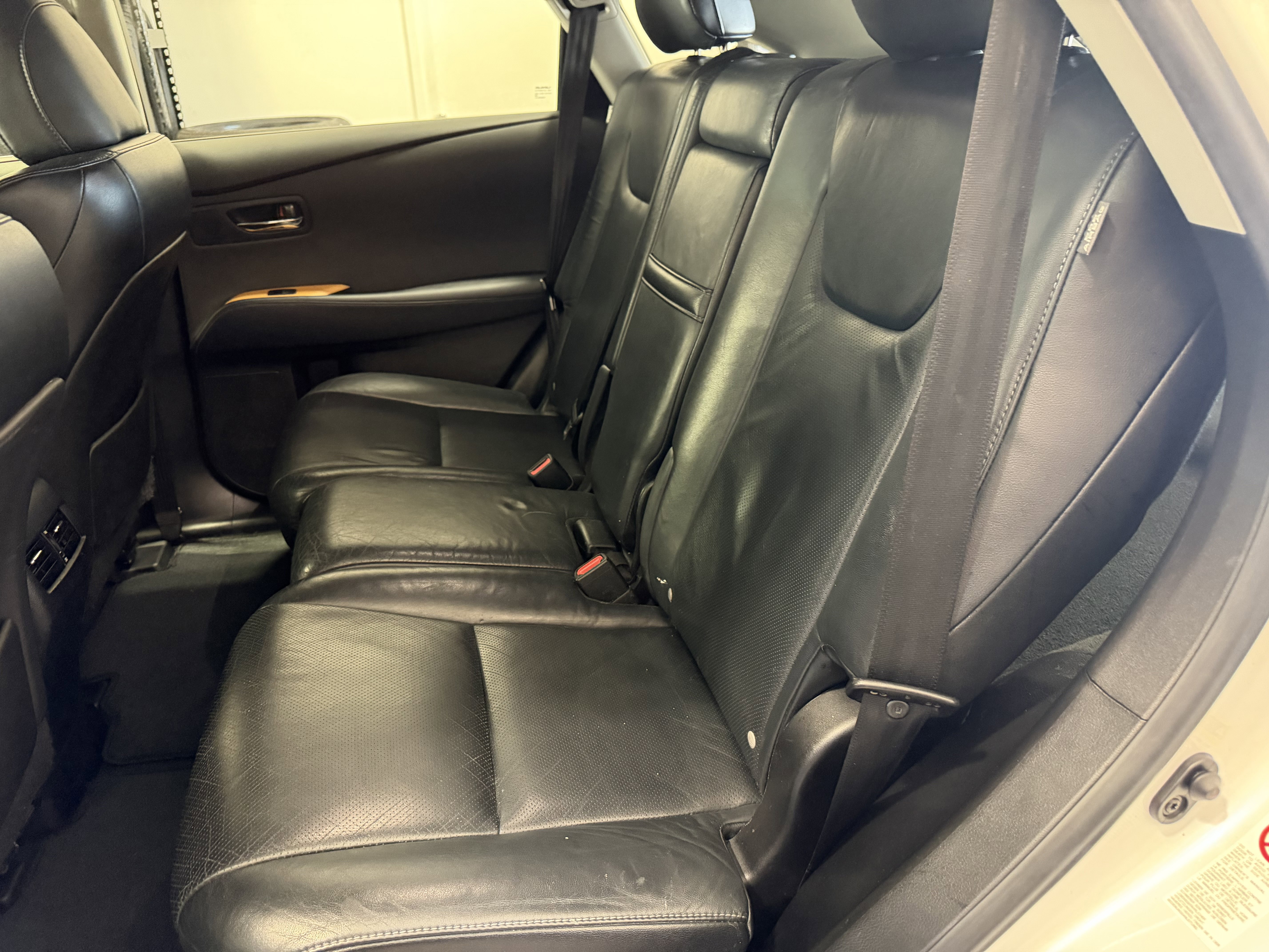 Used 2015 Lexus RX 450h FWD image 28