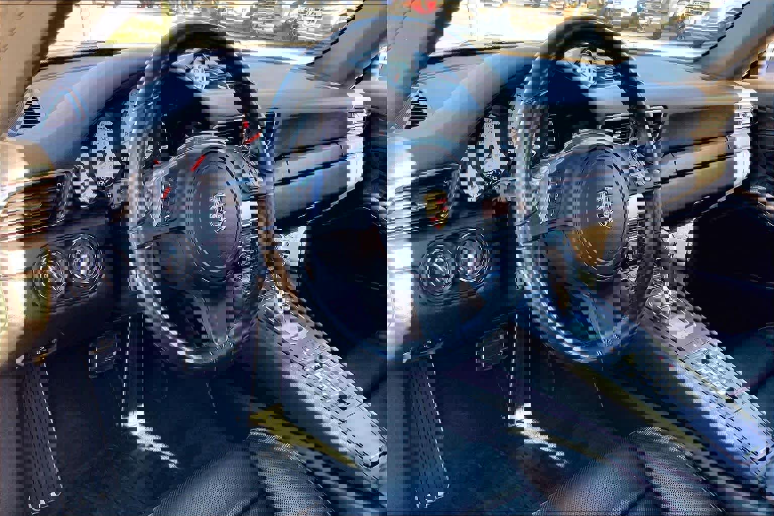 Used 2016 Porsche 911 Carrera 4S image 13