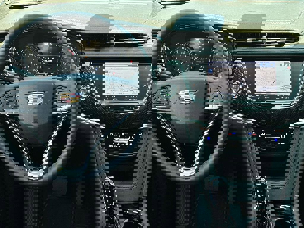 New 2025 Cadillac XT6 Premium Luxury w/ Technology Package image 9