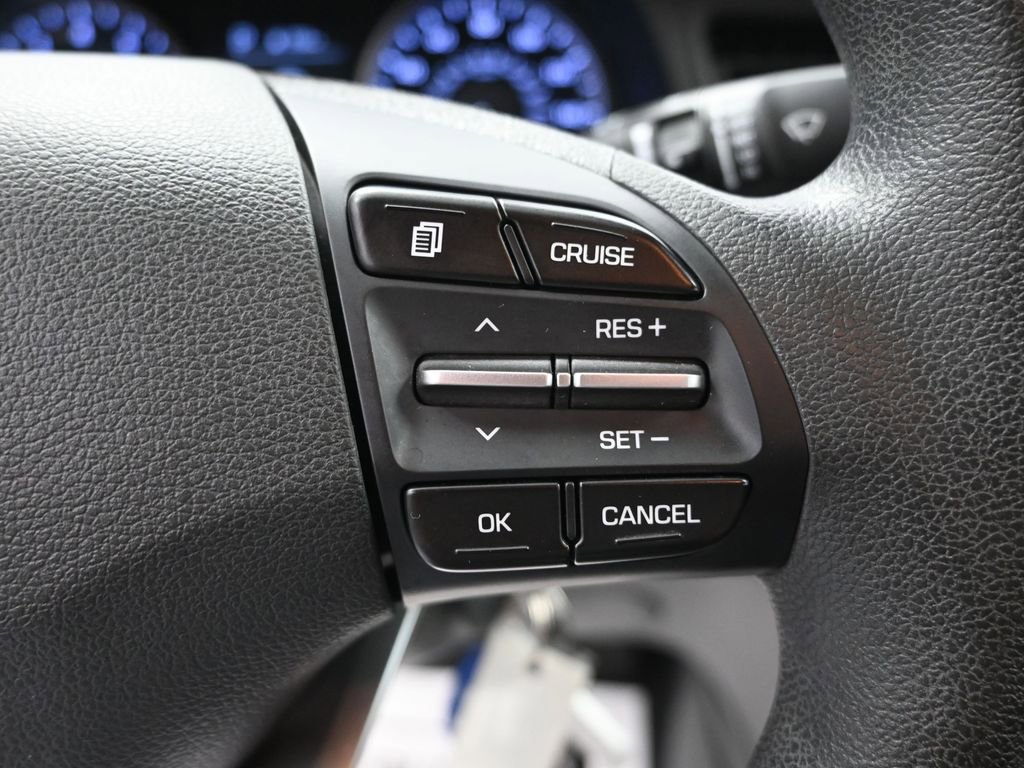 Used 2020 Hyundai Elantra SEL w/ Winter Weather Package image 26