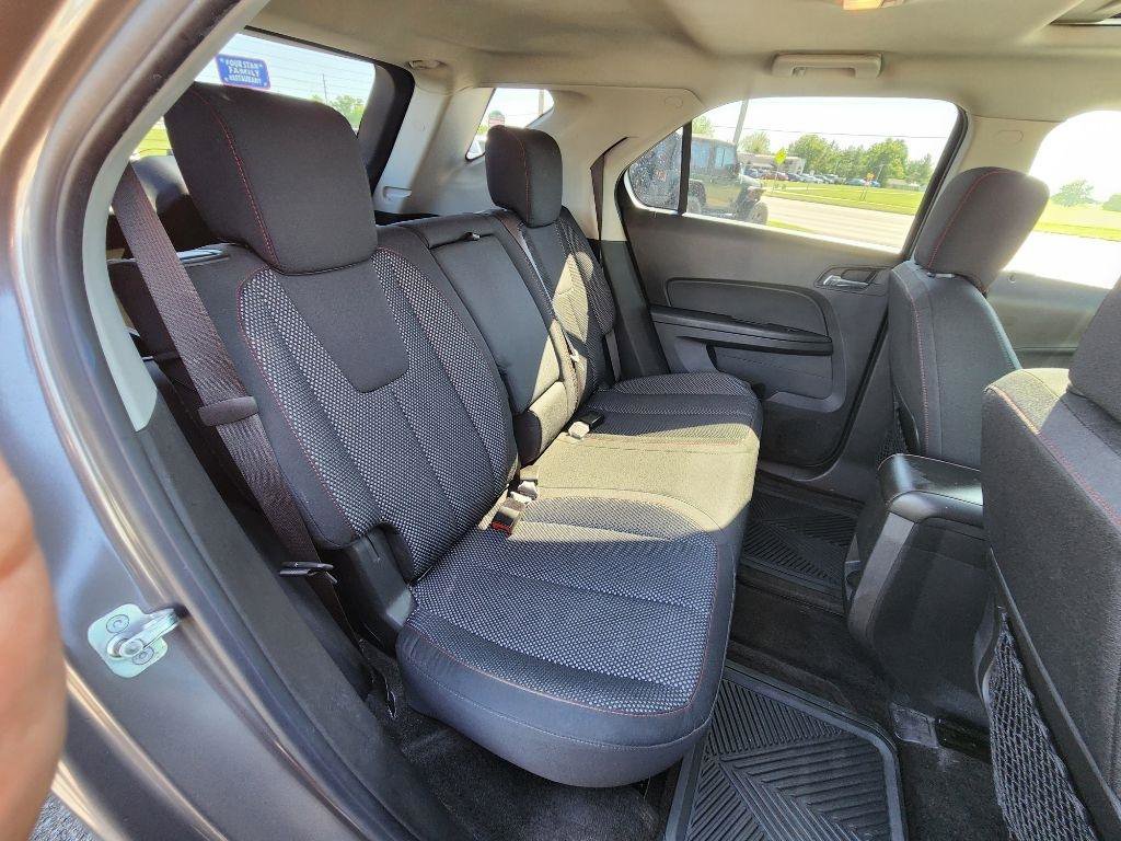 Used 2011 Chevrolet Equinox LT w/ Driver Convenience Package FWD image 39