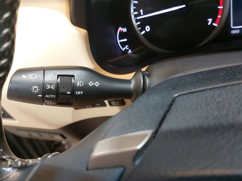 Used 2017 Lexus NX 200t FWD image 26