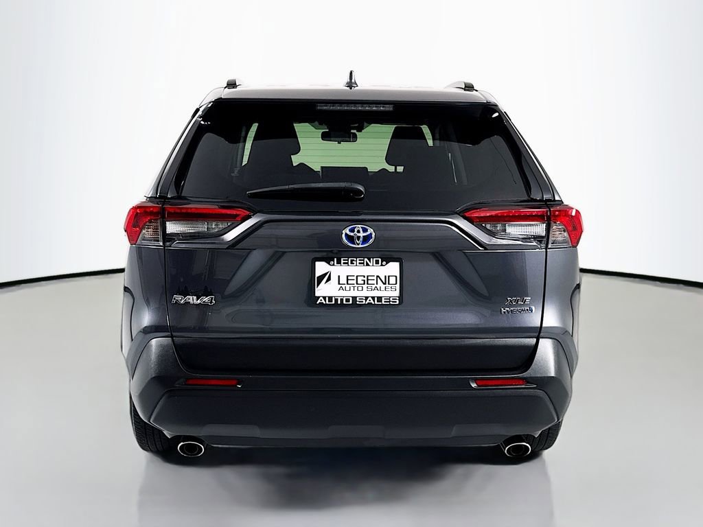 Used 2019 Toyota RAV4 XLE w/ Convenience Package image 7
