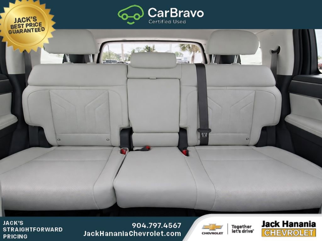 Used 2026 Hyundai Santa Fe SEL FWD image 18