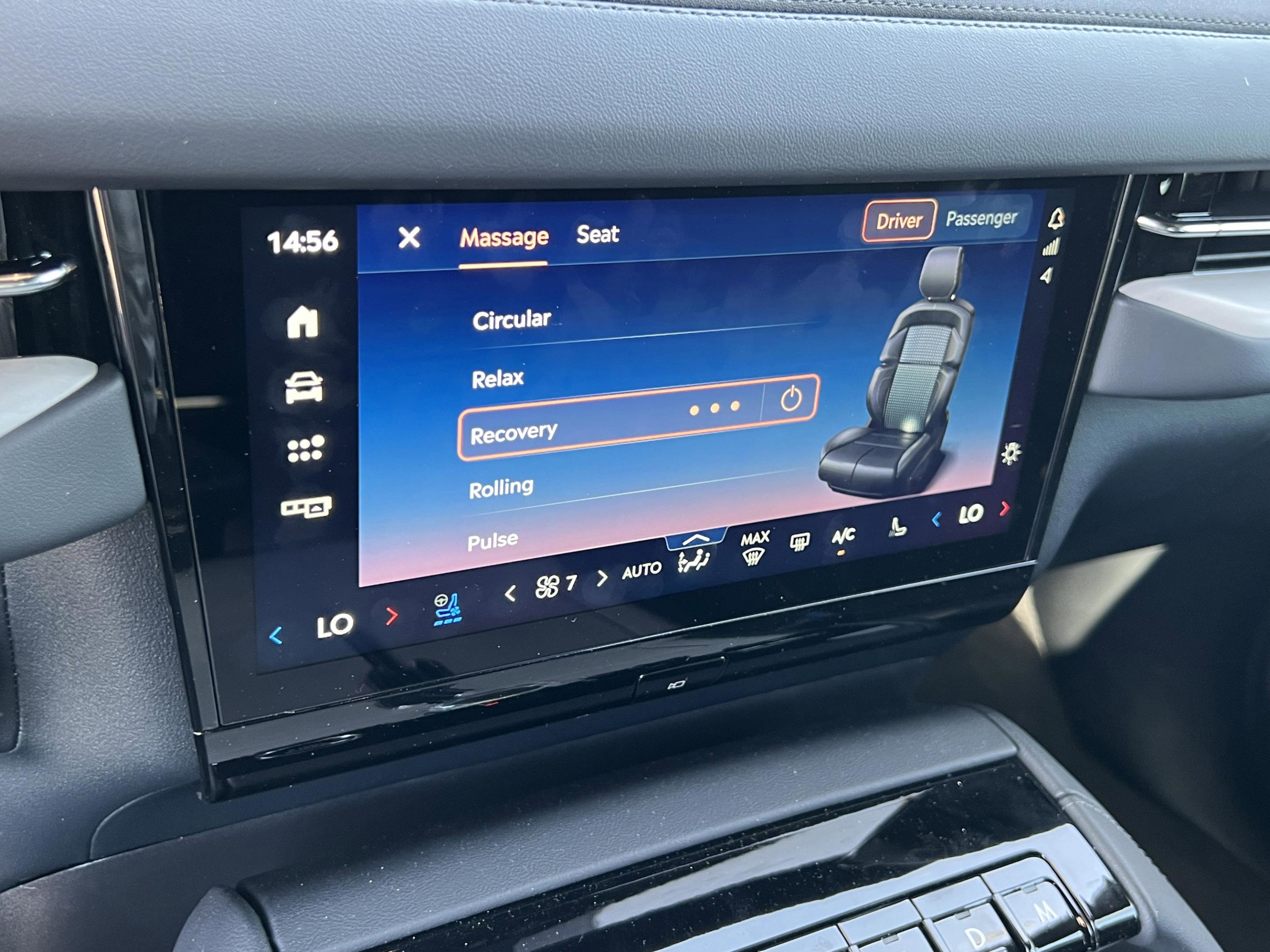 New 2025 Lincoln Navigator L Reserve w/ Jet Appearance Package image 15