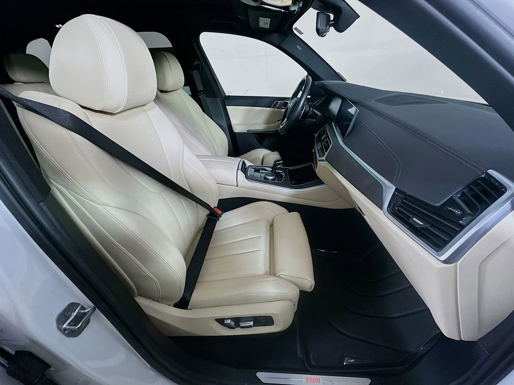 Used 2022 BMW X5 sDrive40i RWD image 12