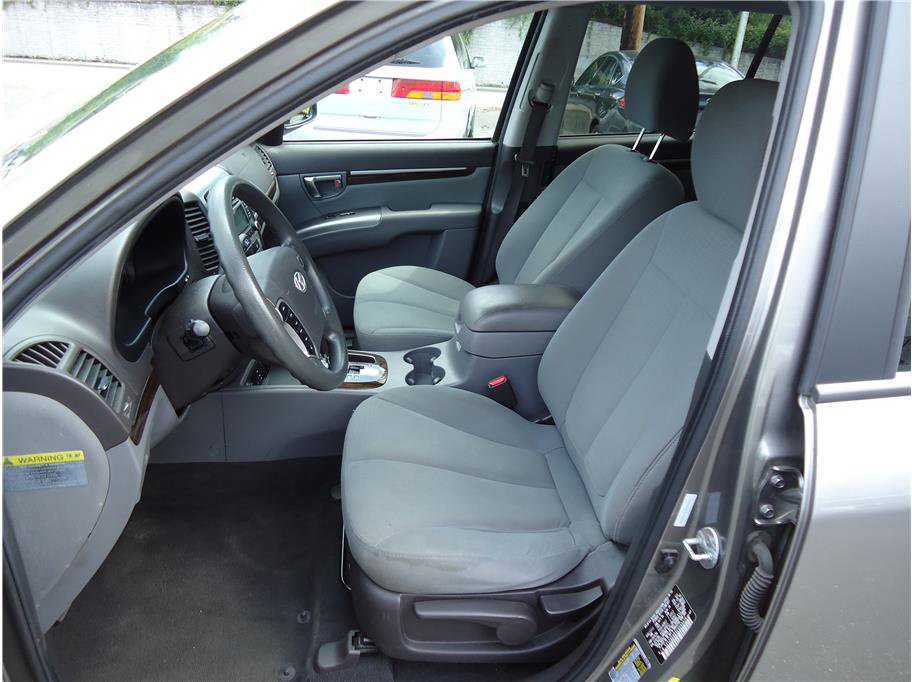 Used 2012 Hyundai Santa Fe GLS image 13