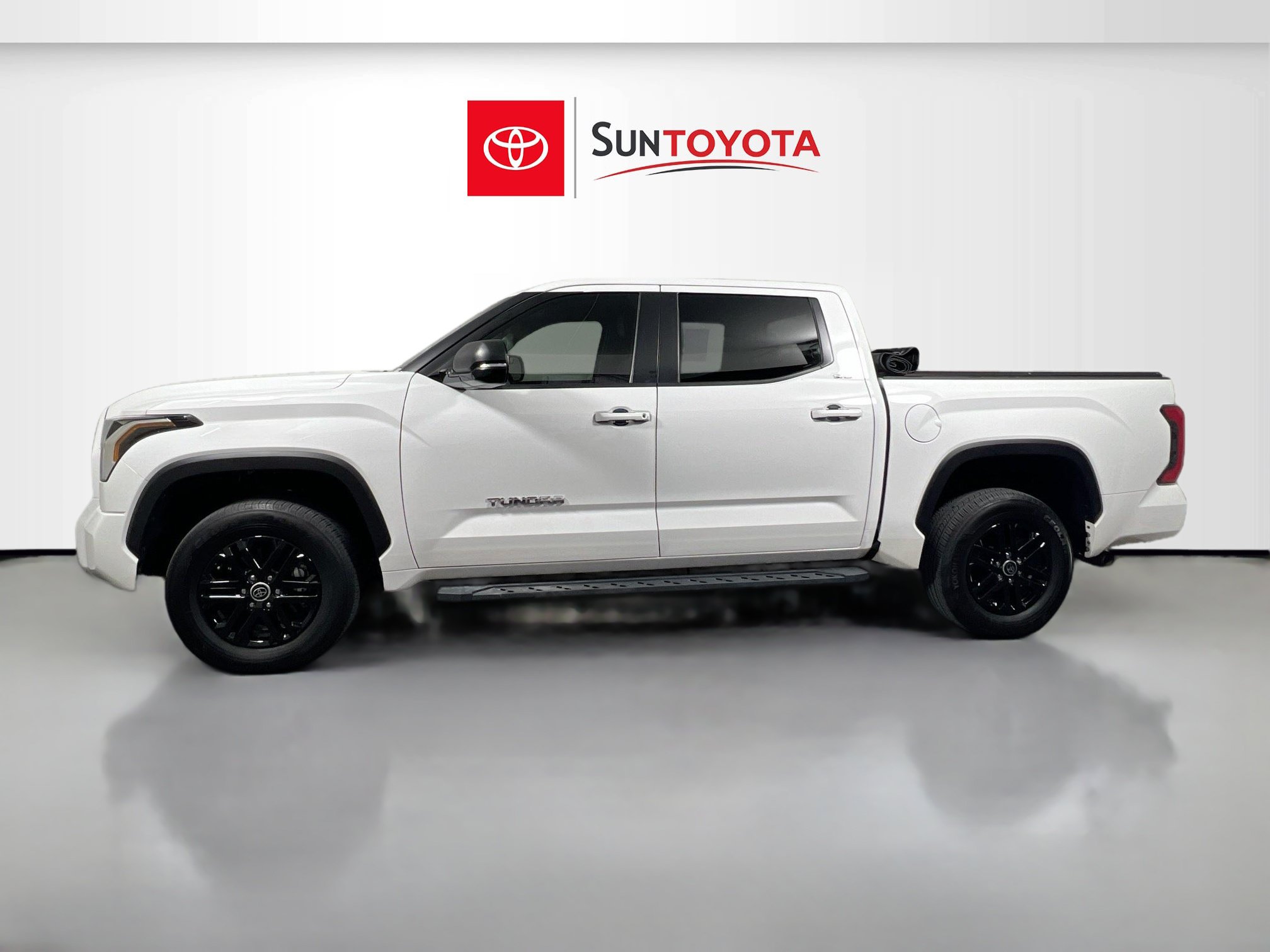 Used 2024 Toyota Tundra SR5 w/ SR5 Premium Package AWD/4WD image 7