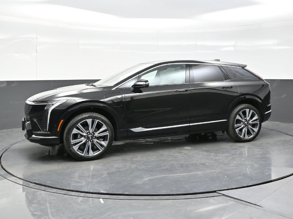 New 2027 Cadillac Optiq Premium Luxury w/ LPO, Floor Liner Package AWD/4WD image 3