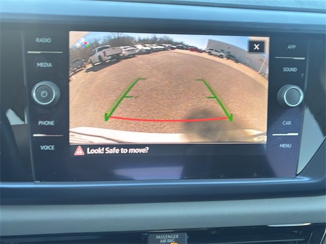 Used 2022 Volkswagen Taos SE w/ Panoramic Sunroof Package image 25