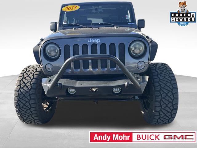 Used 2018 Jeep Wrangler Sport AWD/4WD image 3